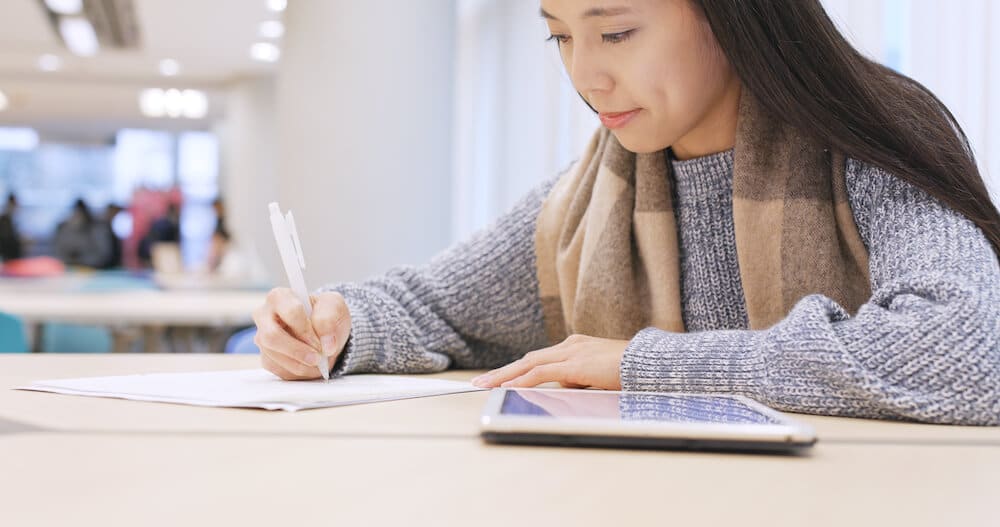 How to Finish College Applications in time for January 1st Deadlines