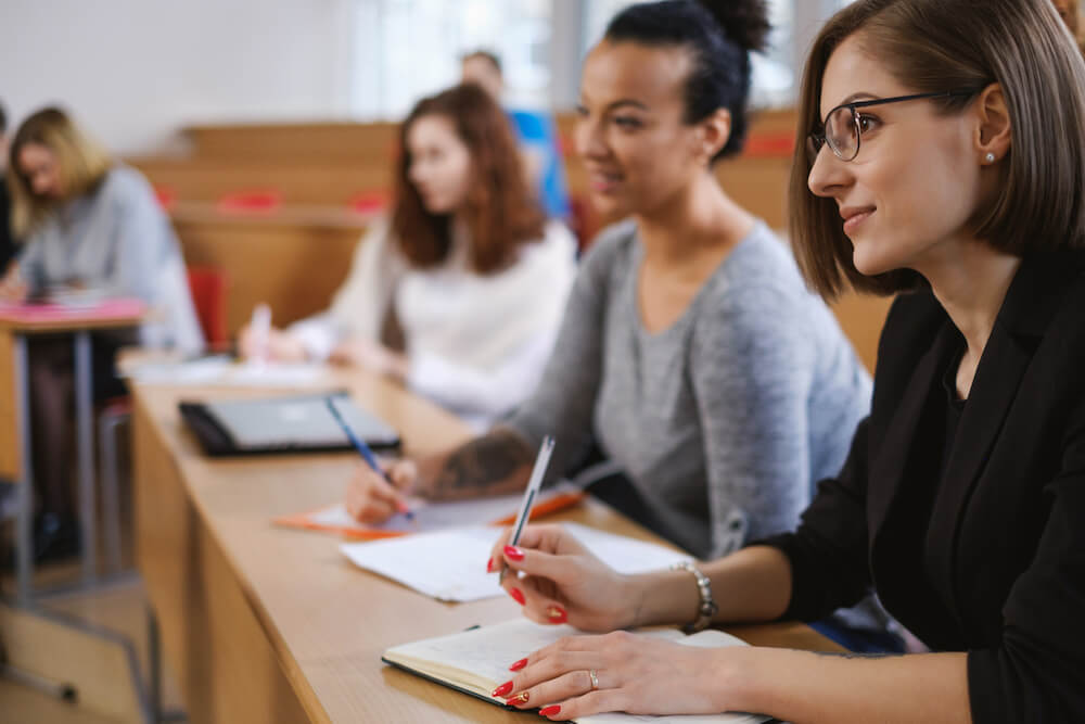 Weighing the Pros and Cons of 3-Year Degree Programs