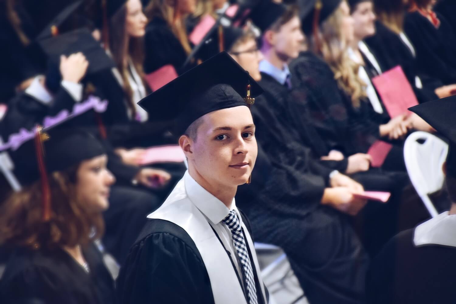 US News Delays its Grad School Rankings after Inquiries from Medical and Law Schools