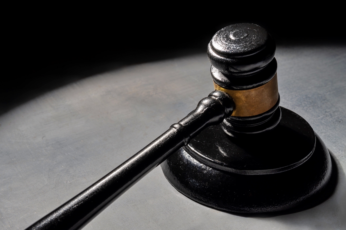 How Our Senior Mentors Help Students Develop Their Hook in Law: Q&A with Ethan