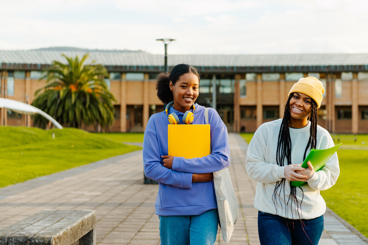 2025’s Powerhouse Education Hubs: Where Families Are Moving to Maximize Their Student’s Ivy League Ambitions