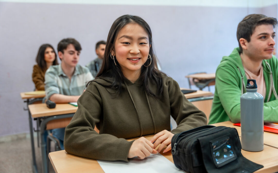 Insider Advice from Senior Mentor Kelly: How to Wow Admissions Officers with Your Common App Essay