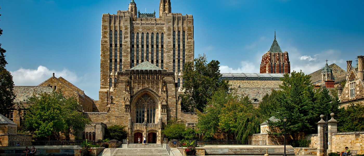How can I evaluate campus mental health when choosing a college?
